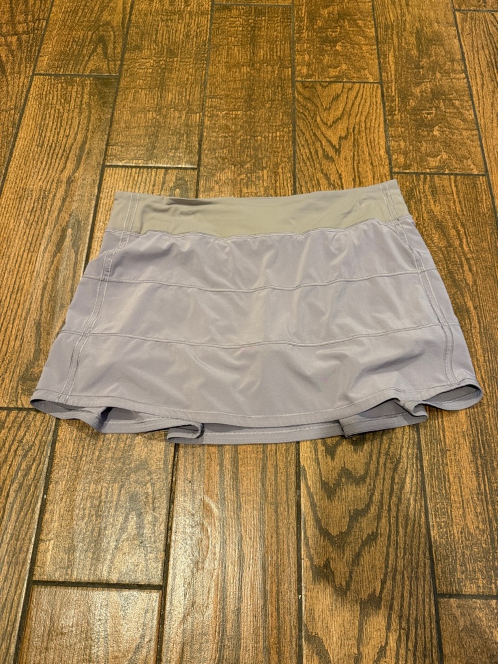 Lululemon pace, rival skirt- Size 12 tall. VGUC